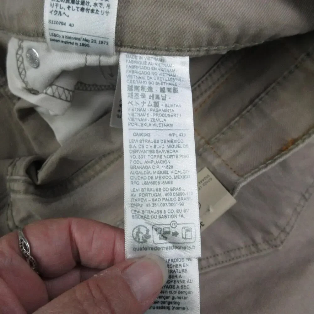 Levi's Pants Mens 36x30 Beige 559 Relaxed Straight Stretch Cotton 36x29.5* NWT